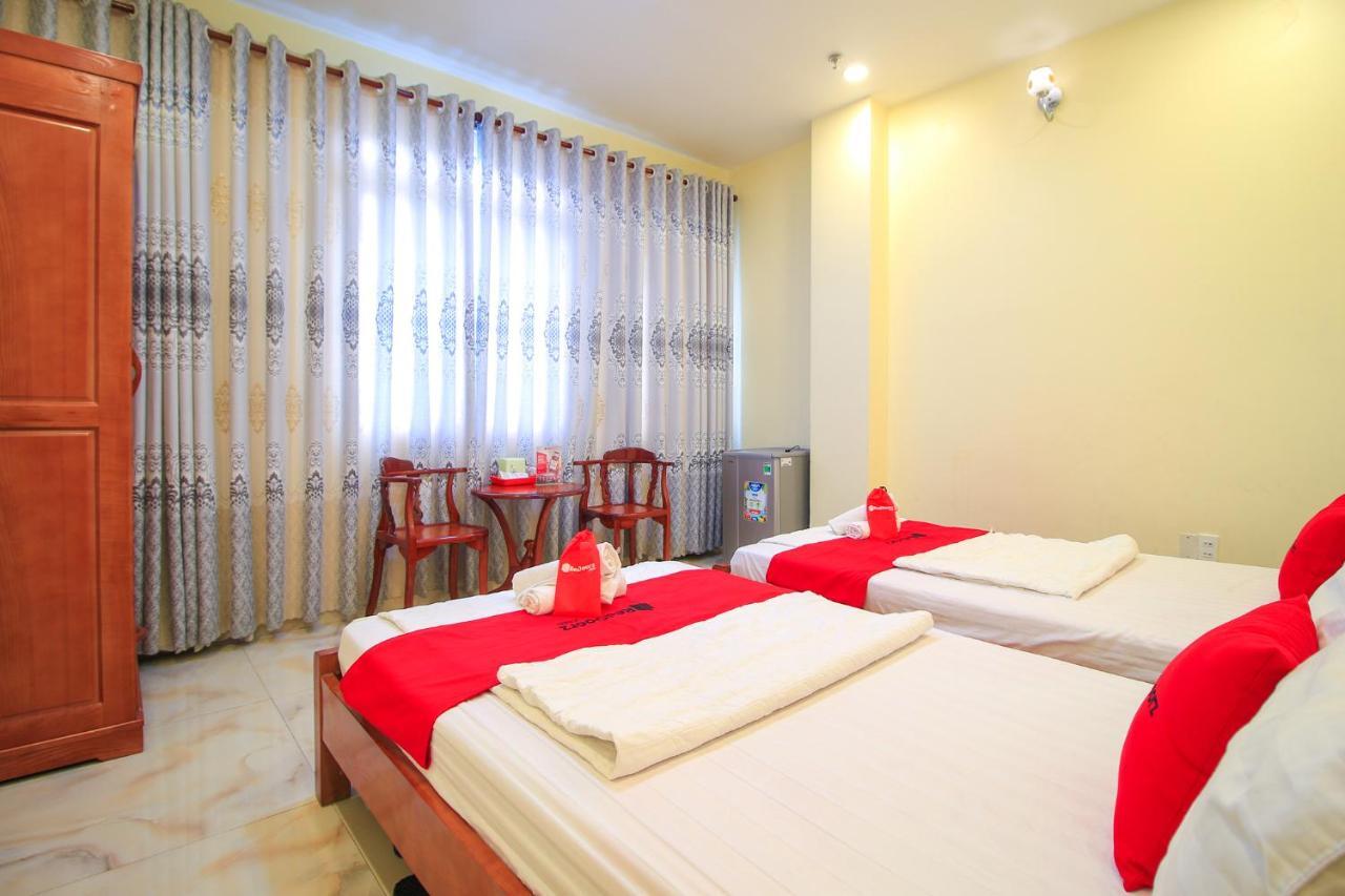 Hotel Reddoorz Plus @ Dong Den Street Ho-Chi-Minh-Stadt Exterior foto
