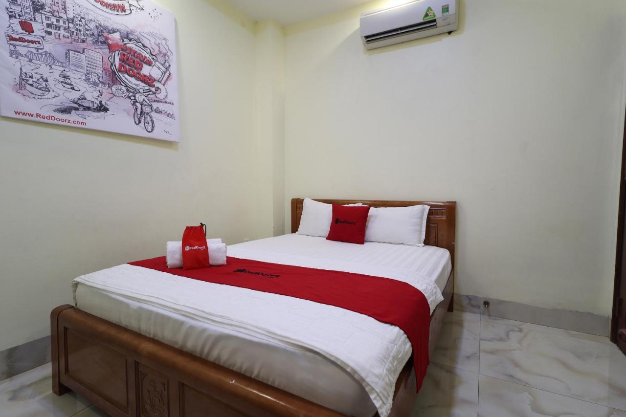 Hotel Reddoorz Plus @ Dong Den Street Ho-Chi-Minh-Stadt Exterior foto